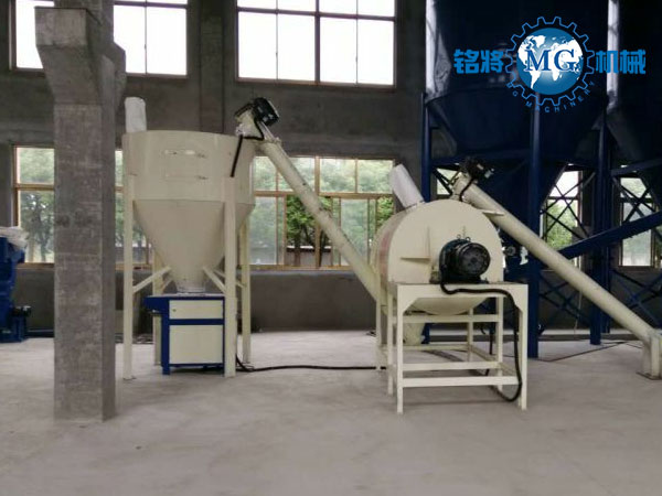 �ɷ�ɰ�{����C�����У��@�׼��²�Ҫ����